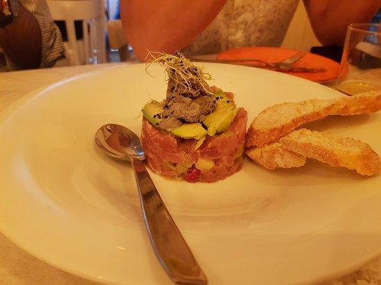 La Gobernanta Yaya Bar